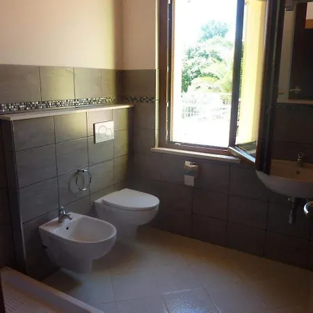 Il Terrazzo Delle Rondini Bed & Breakfast