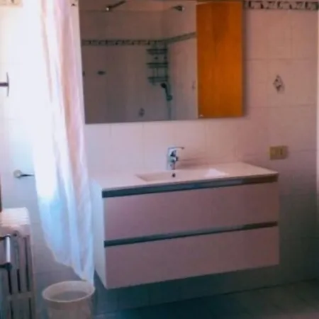 Il Terrazzo Delle Rondini Bed & Breakfast 3*