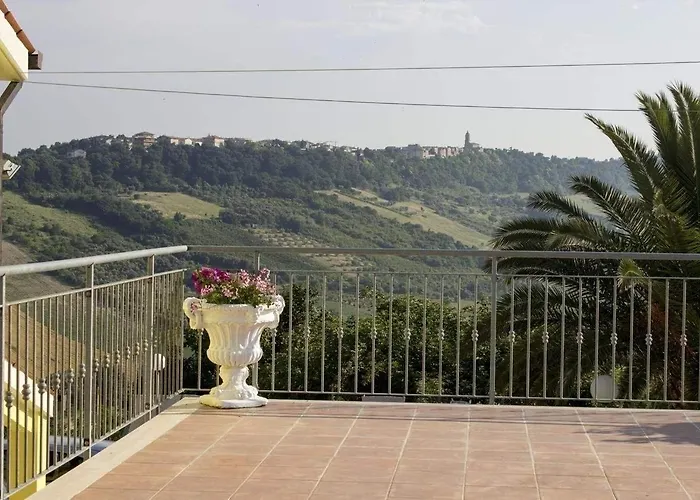 B&B Il Terrazzo Delle Rondini 3*