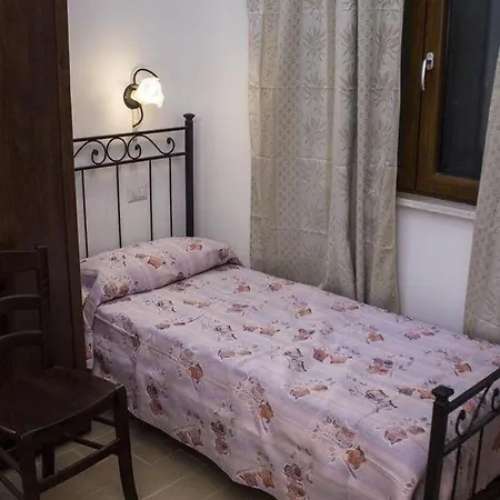 Alojamento de Acomodação e Pequeno-almoço Il Terrazzo Delle Rondini