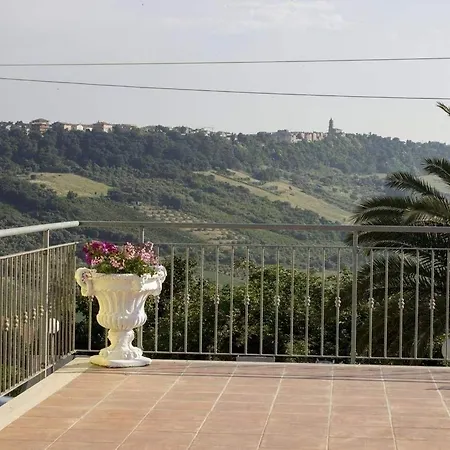 Frühstückspension Il Terrazzo Delle Rondini 3*